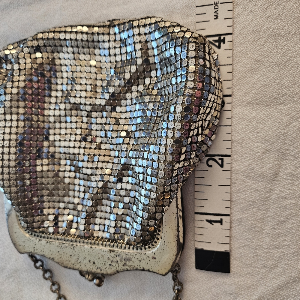 Sparkly Silver Mesh Hand Bag - Picture 5 of 9